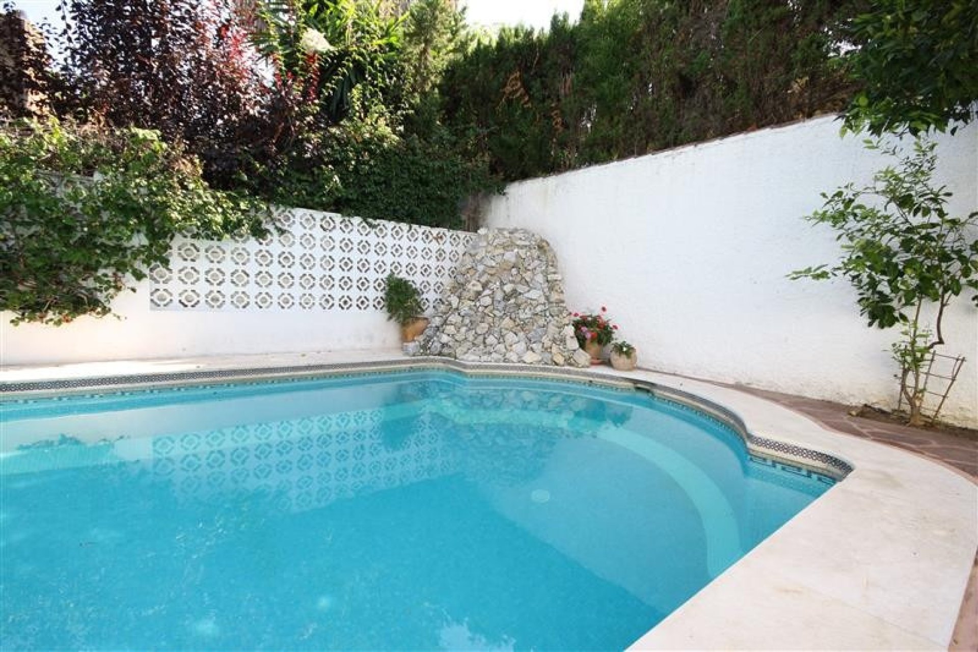 Resale - Villa - Marbella - Los Monteros