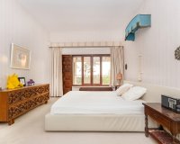 Resale - Villa - Marbella - Los Monteros