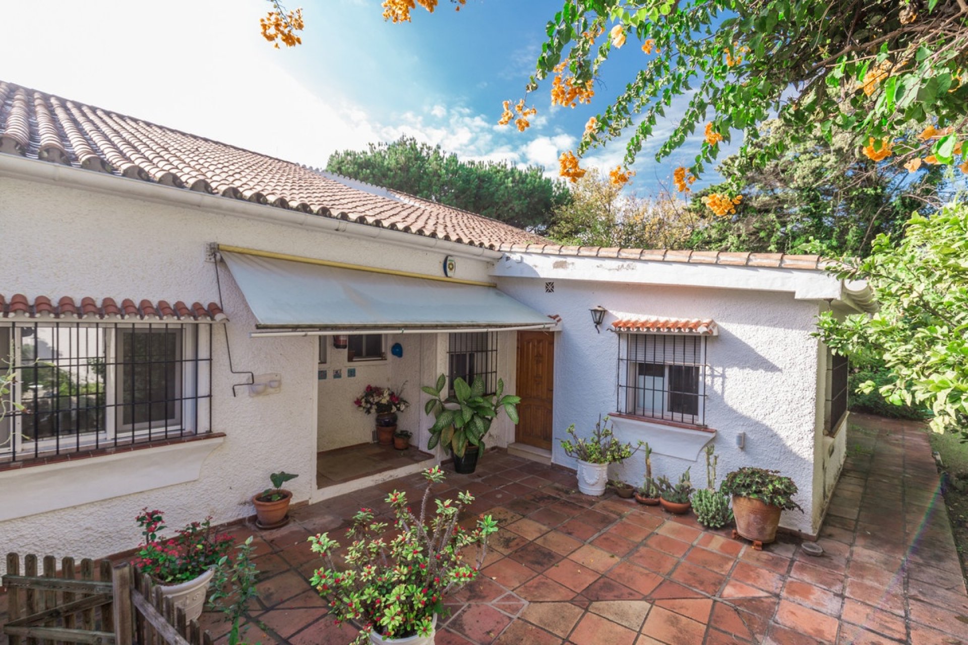 Resale - Villa - Marbella - Los Monteros