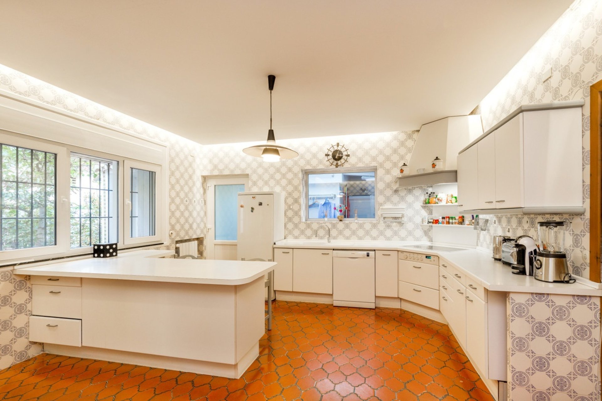 Resale - Villa - Marbella - Los Monteros