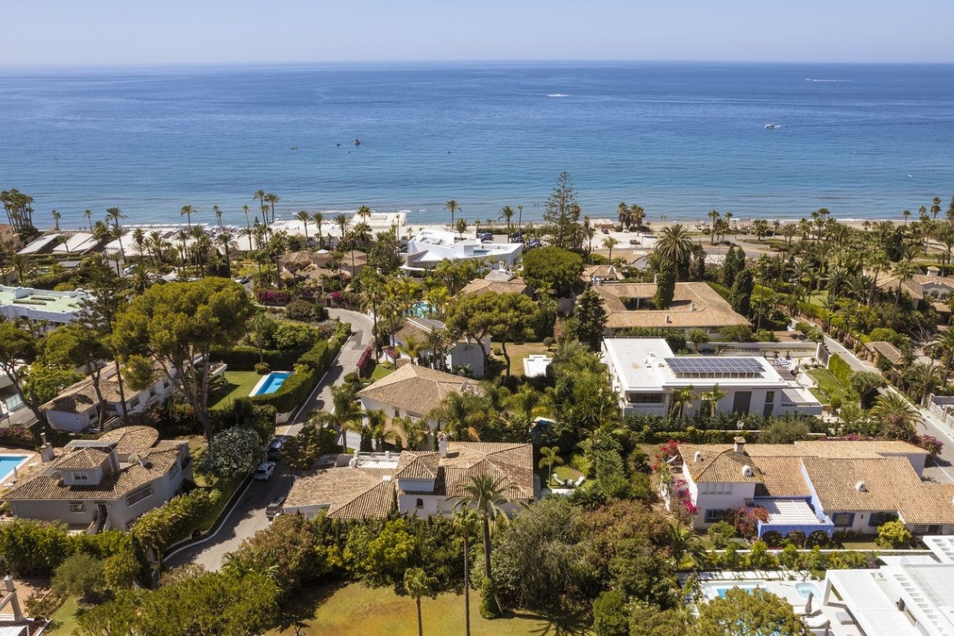 Resale - Villa - Marbella - Los Monteros