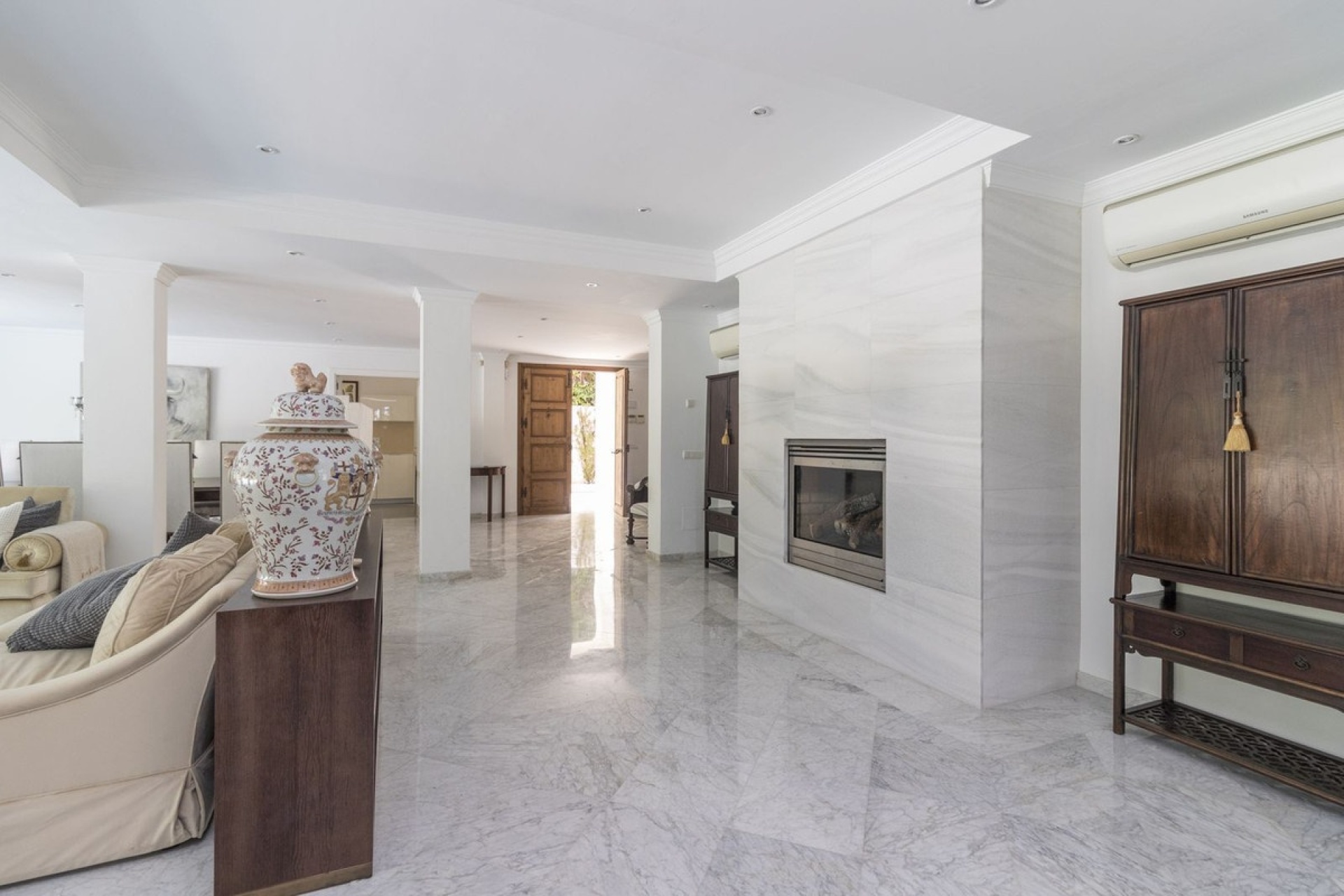 Resale - Villa - Marbella - Los Monteros