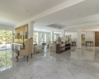 Resale - Villa - Marbella - Los Monteros