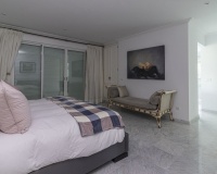 Resale - Villa - Marbella - Los Monteros