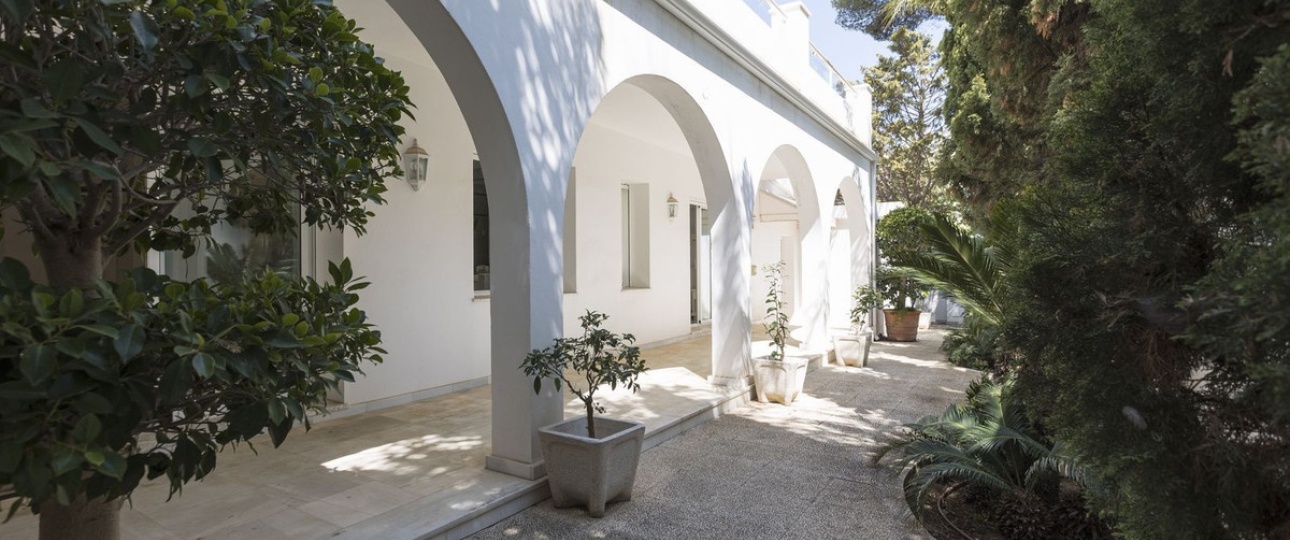 Resale - Villa - Marbella - Los Monteros