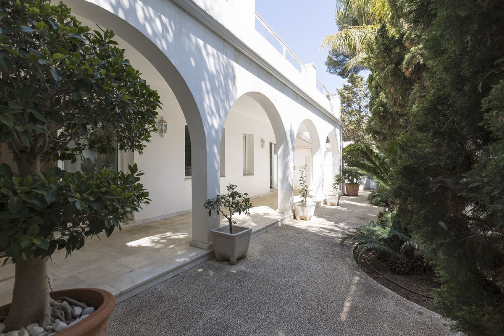 Resale - Villa - Marbella - Los Monteros