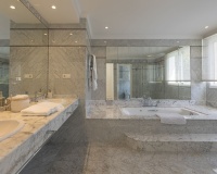 Resale - Villa - Marbella - Los Monteros