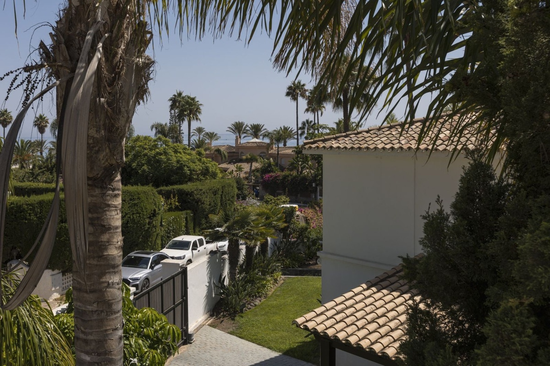 Resale - Villa - Marbella - Los Monteros