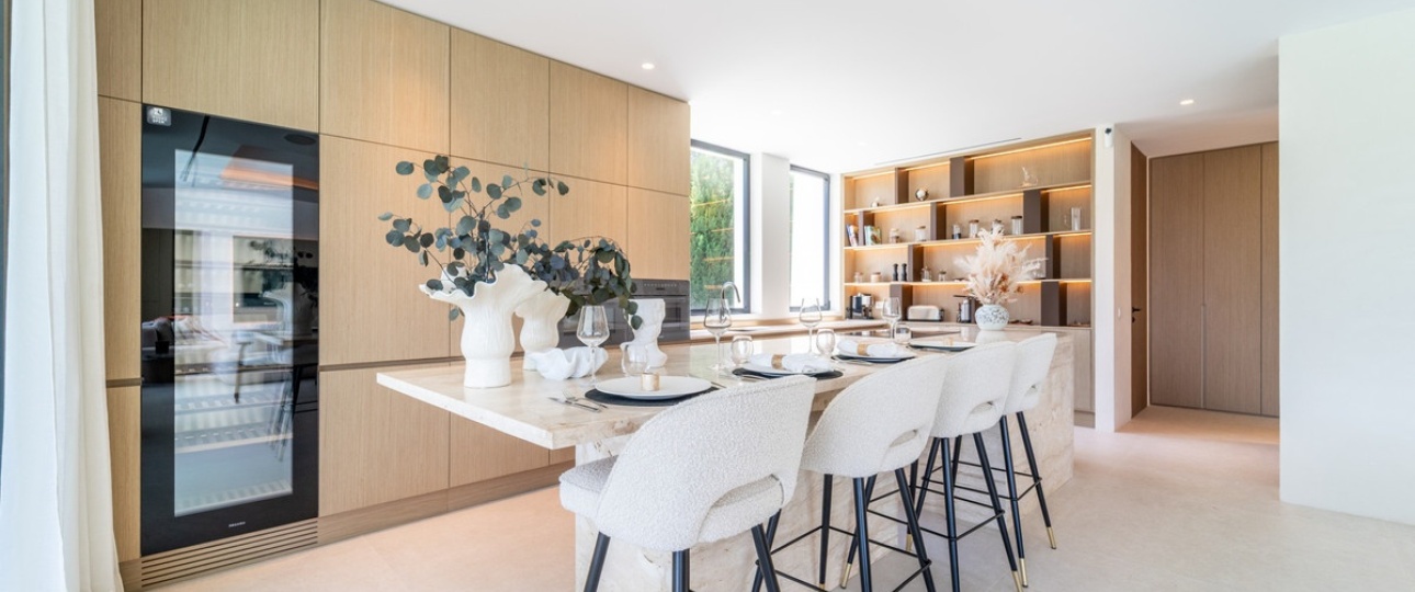 Resale - Villa - Marbella - Los Monteros