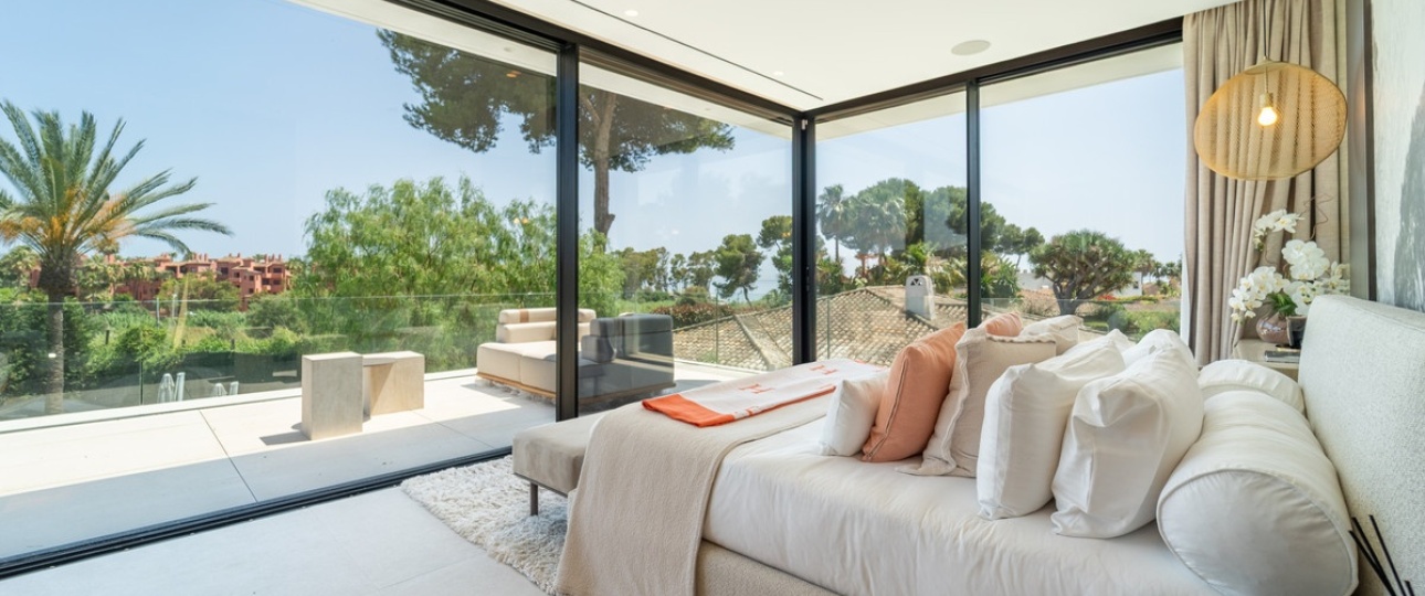 Resale - Villa - Marbella - Los Monteros