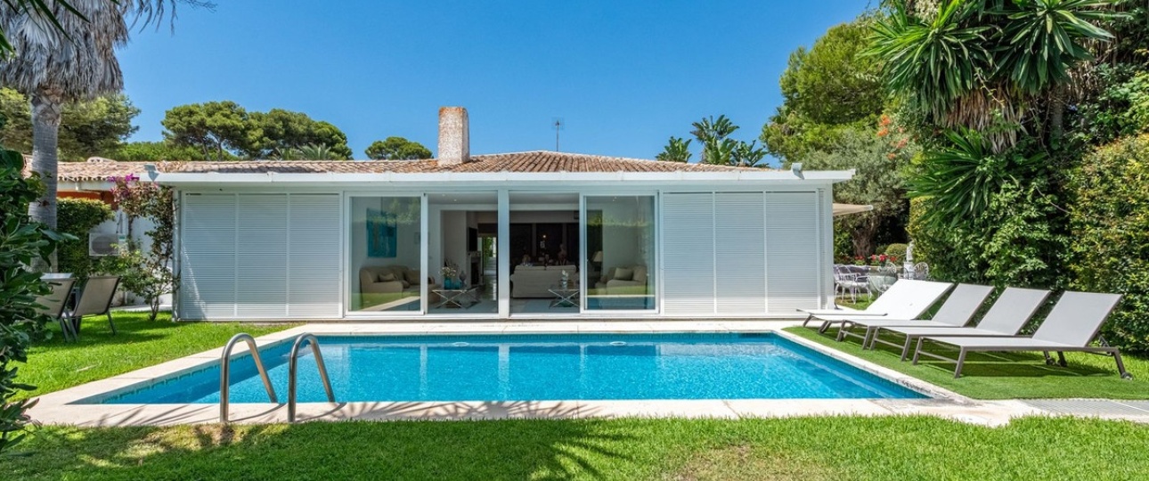 Resale - Villa - Marbella - Los Monteros