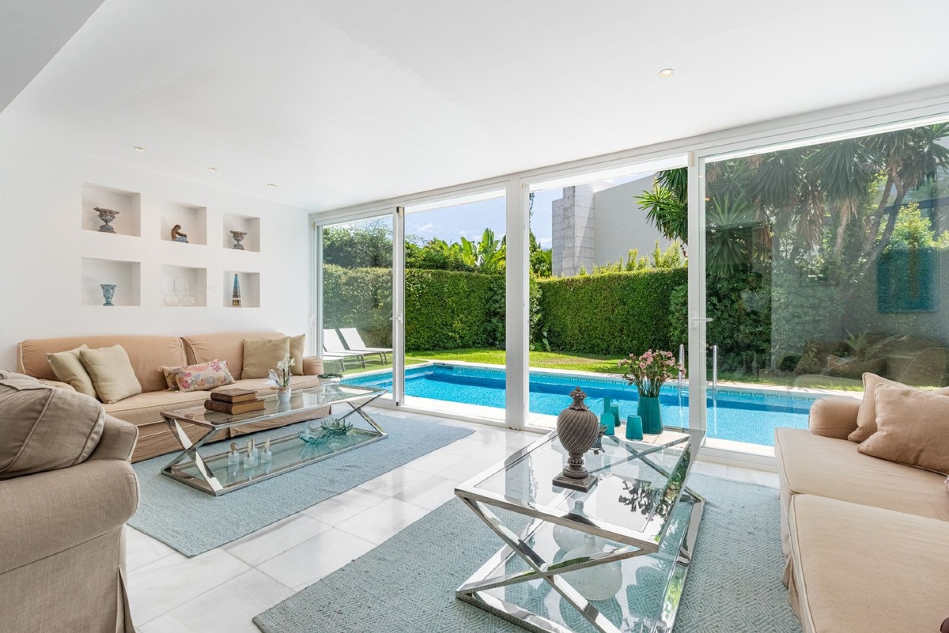 Resale - Villa - Marbella - Los Monteros