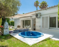 Resale - Villa - Marbella - Los Monteros