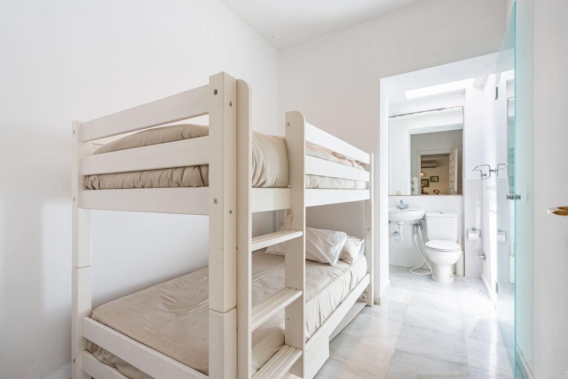 Resale - Villa - Marbella - Los Monteros