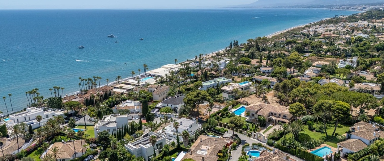Resale - Villa - Marbella - Los Monteros