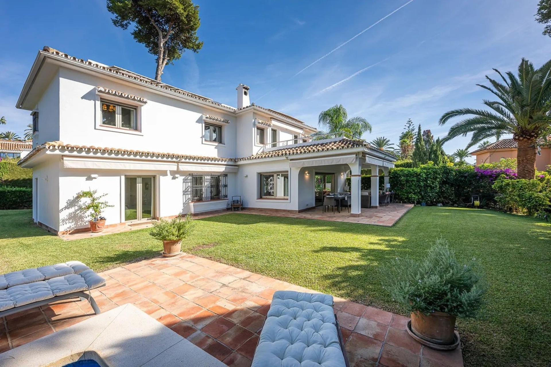 Resale - Villa - Marbella - Los Monteros