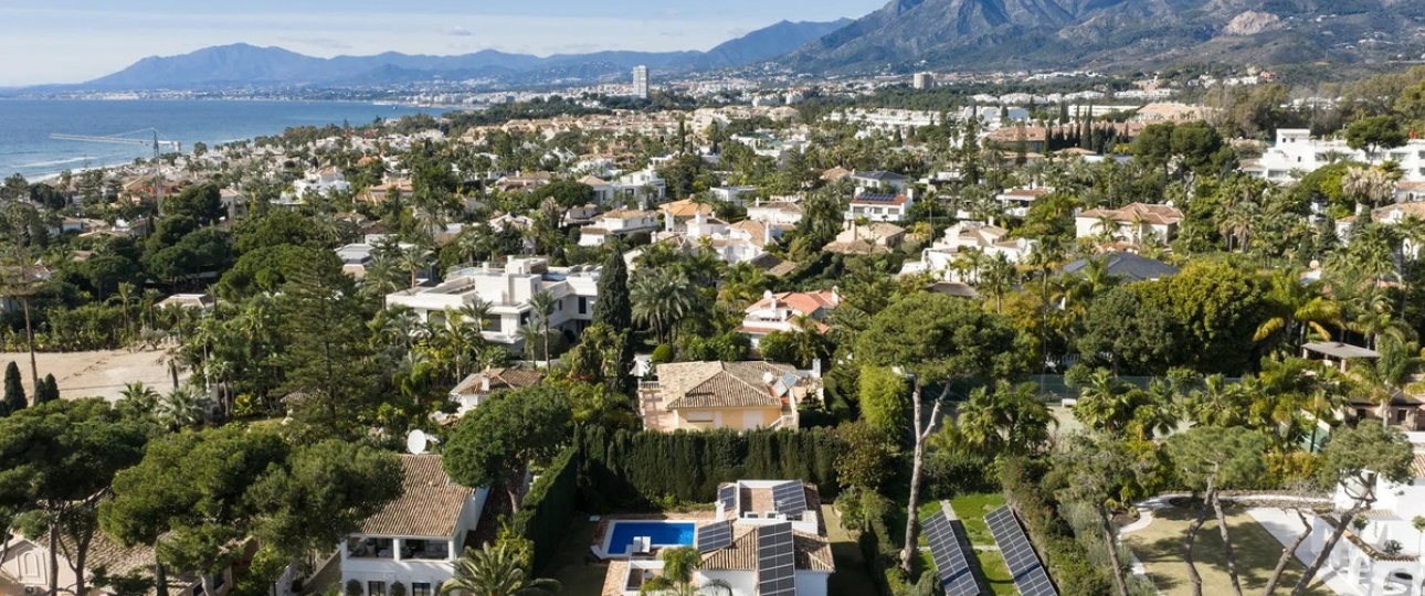 Resale - Villa - Marbella - Los Monteros