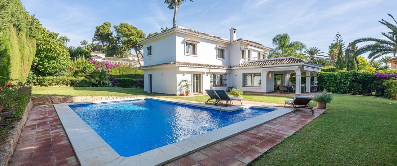 Resale - Villa - Marbella - Los Monteros
