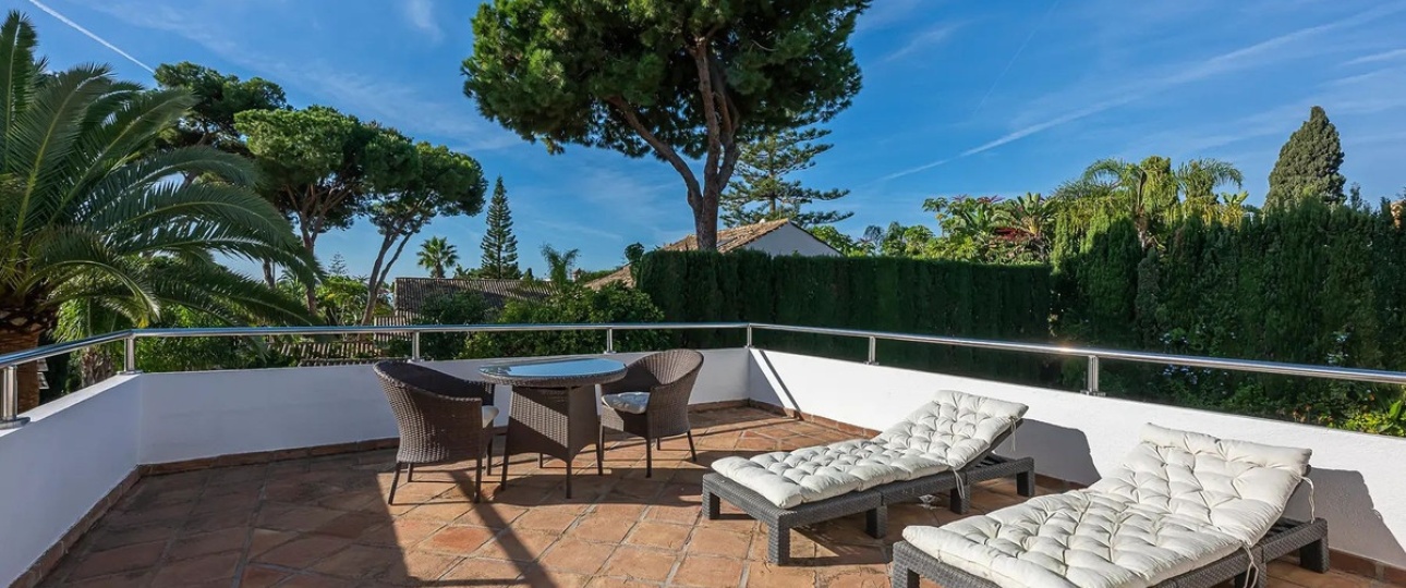 Resale - Villa - Marbella - Los Monteros