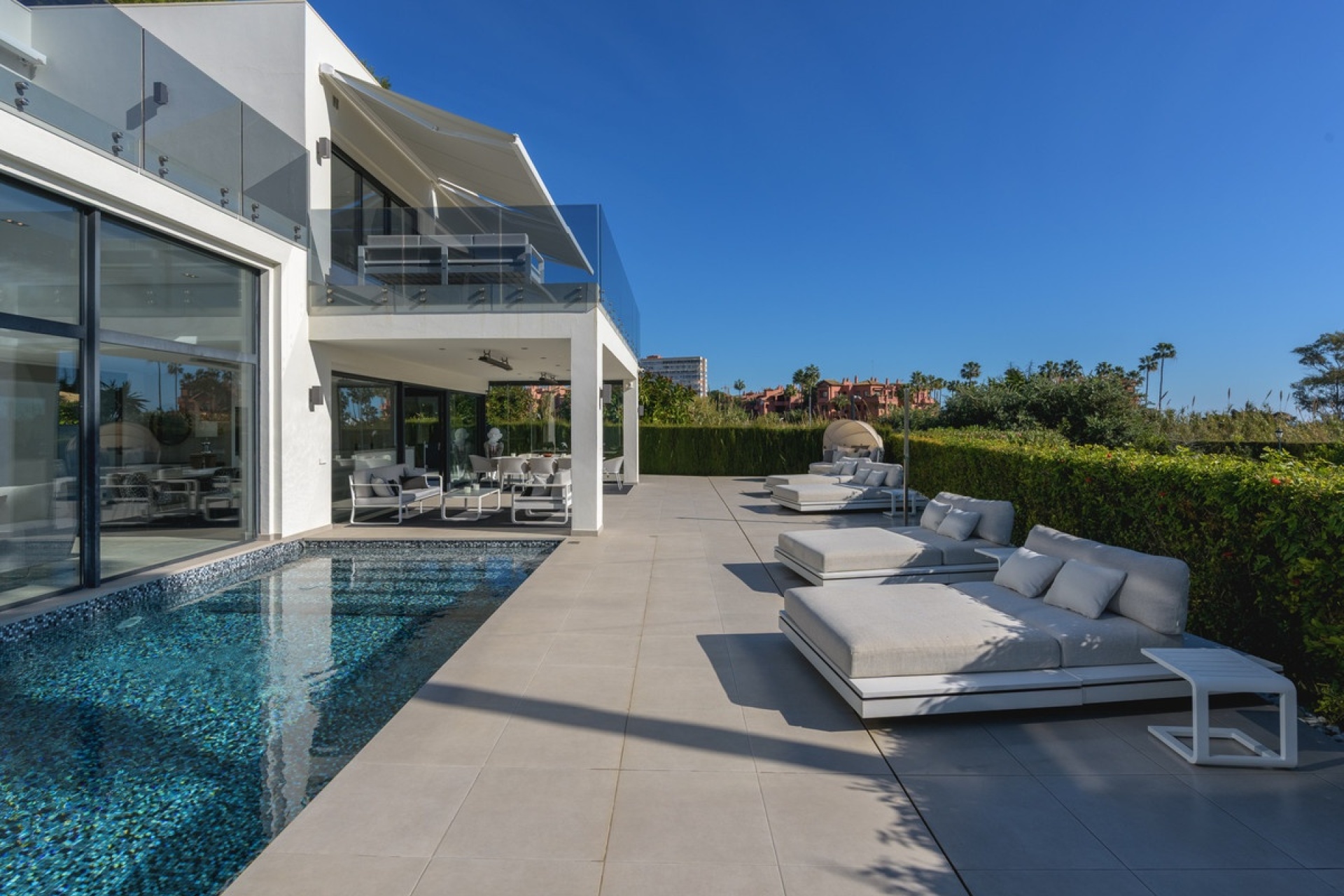 Resale - Villa - Marbella - Los Monteros