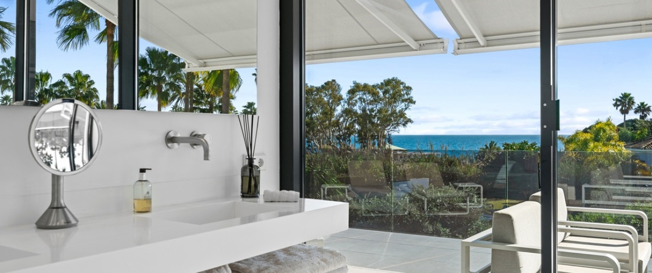 Resale - Villa - Marbella - Los Monteros