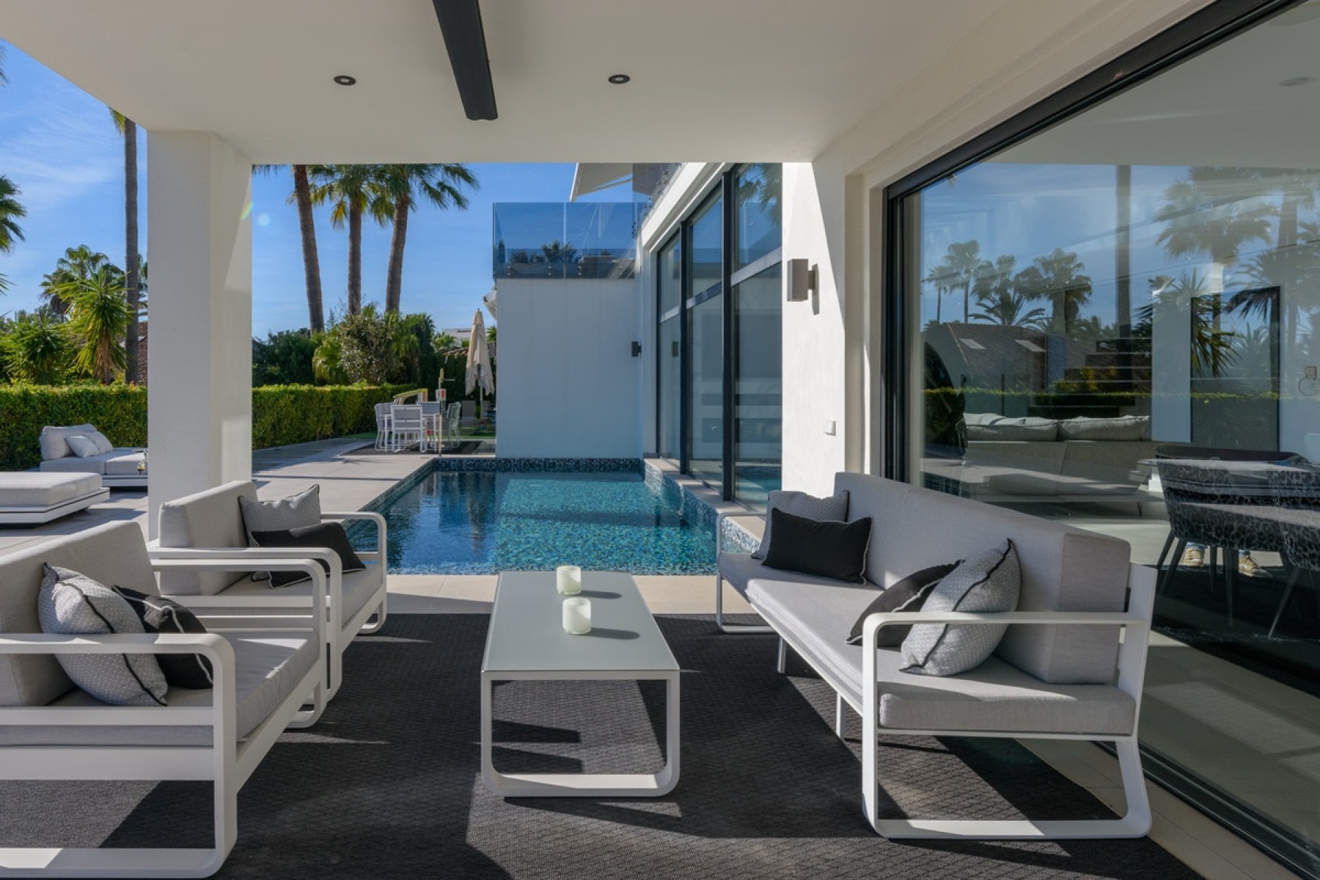 Resale - Villa - Marbella - Los Monteros