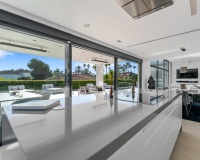 Resale - Villa - Marbella - Los Monteros