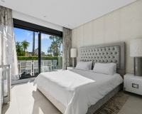 Resale - Villa - Marbella - Los Monteros