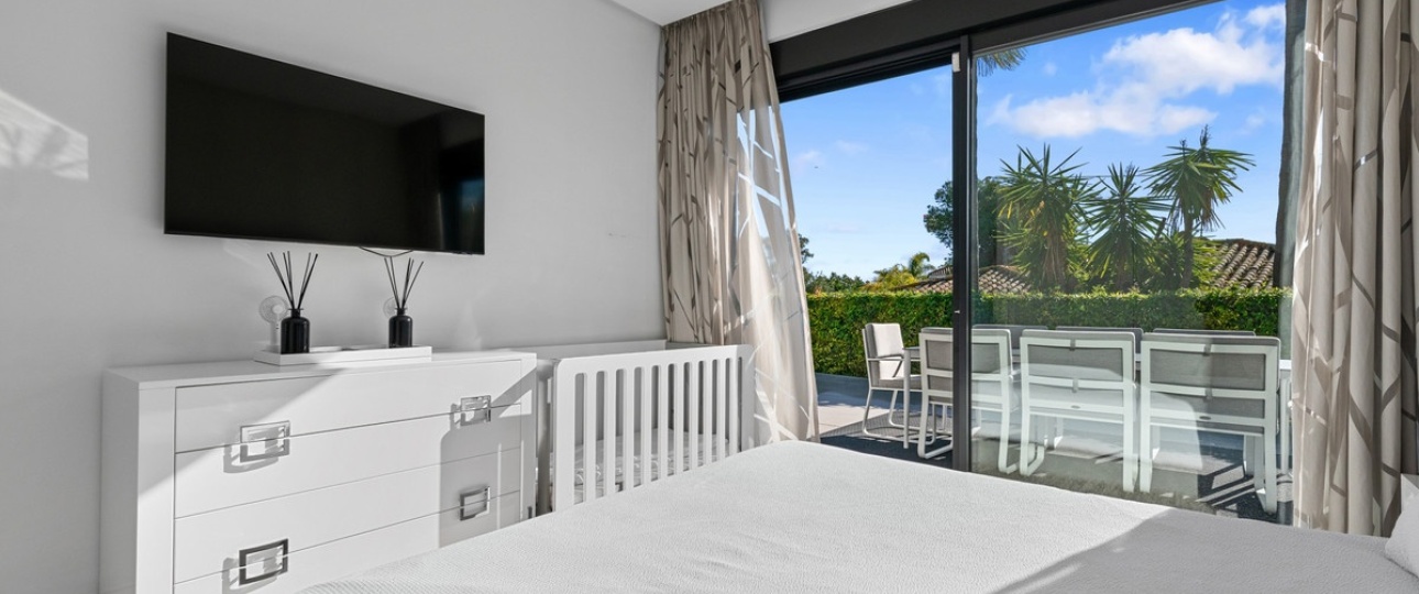Resale - Villa - Marbella - Los Monteros