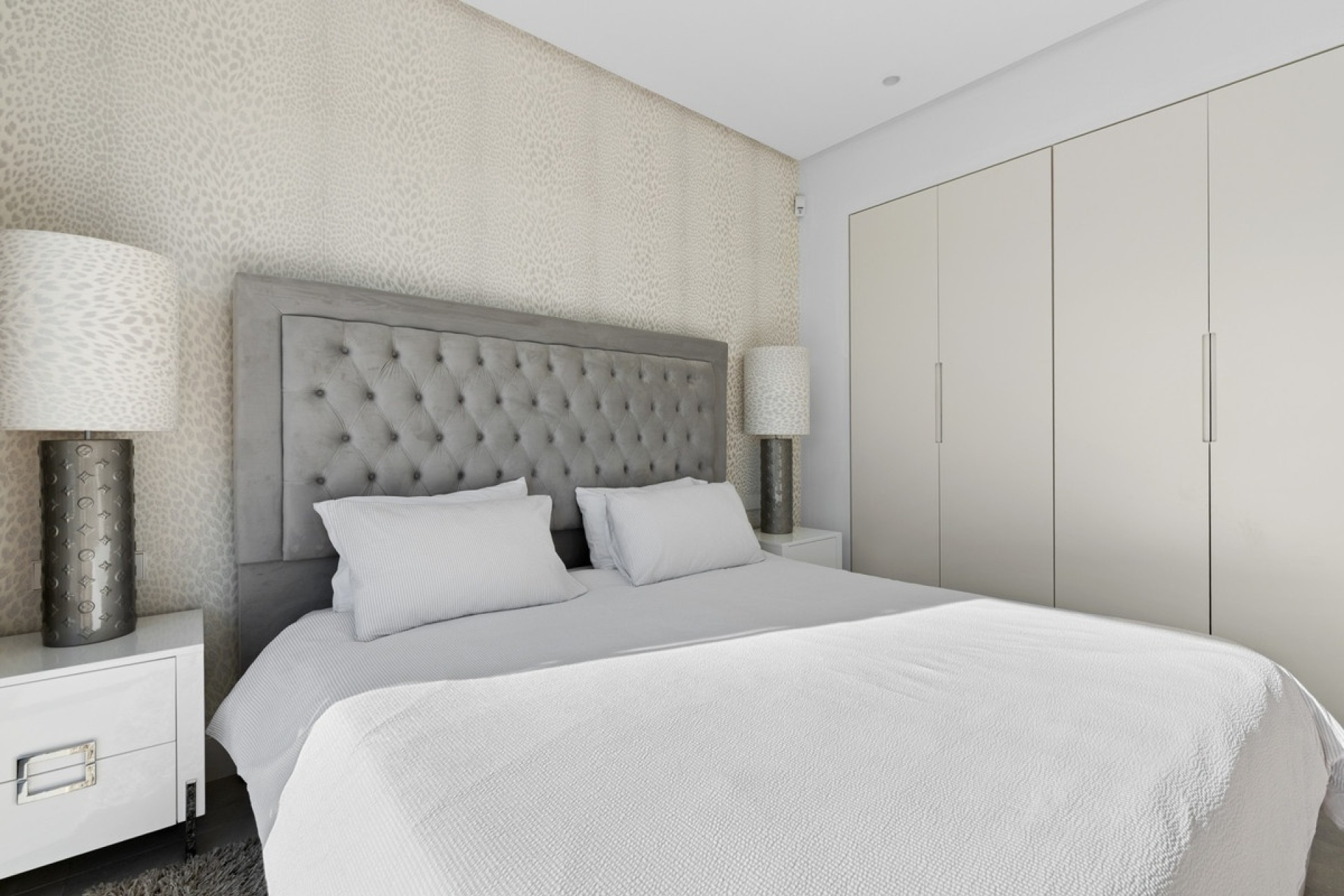 Resale - Villa - Marbella - Los Monteros