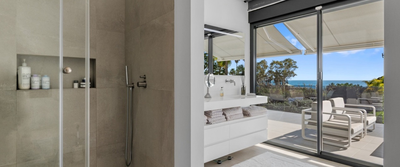 Resale - Villa - Marbella - Los Monteros