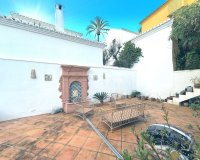 Resale - Villa - Marbella - Marbella Centro