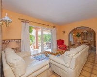 Resale - Villa - Marbella - Marbella Centro