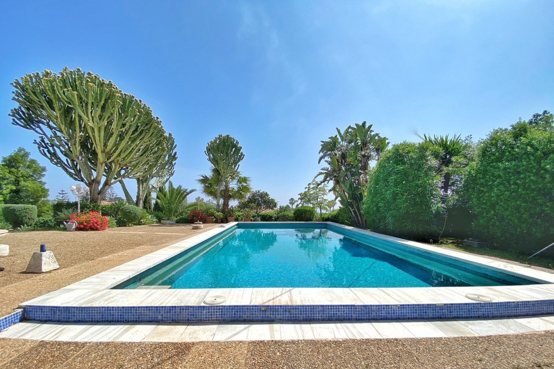 Resale - Villa - Marbella - Marbella Centro