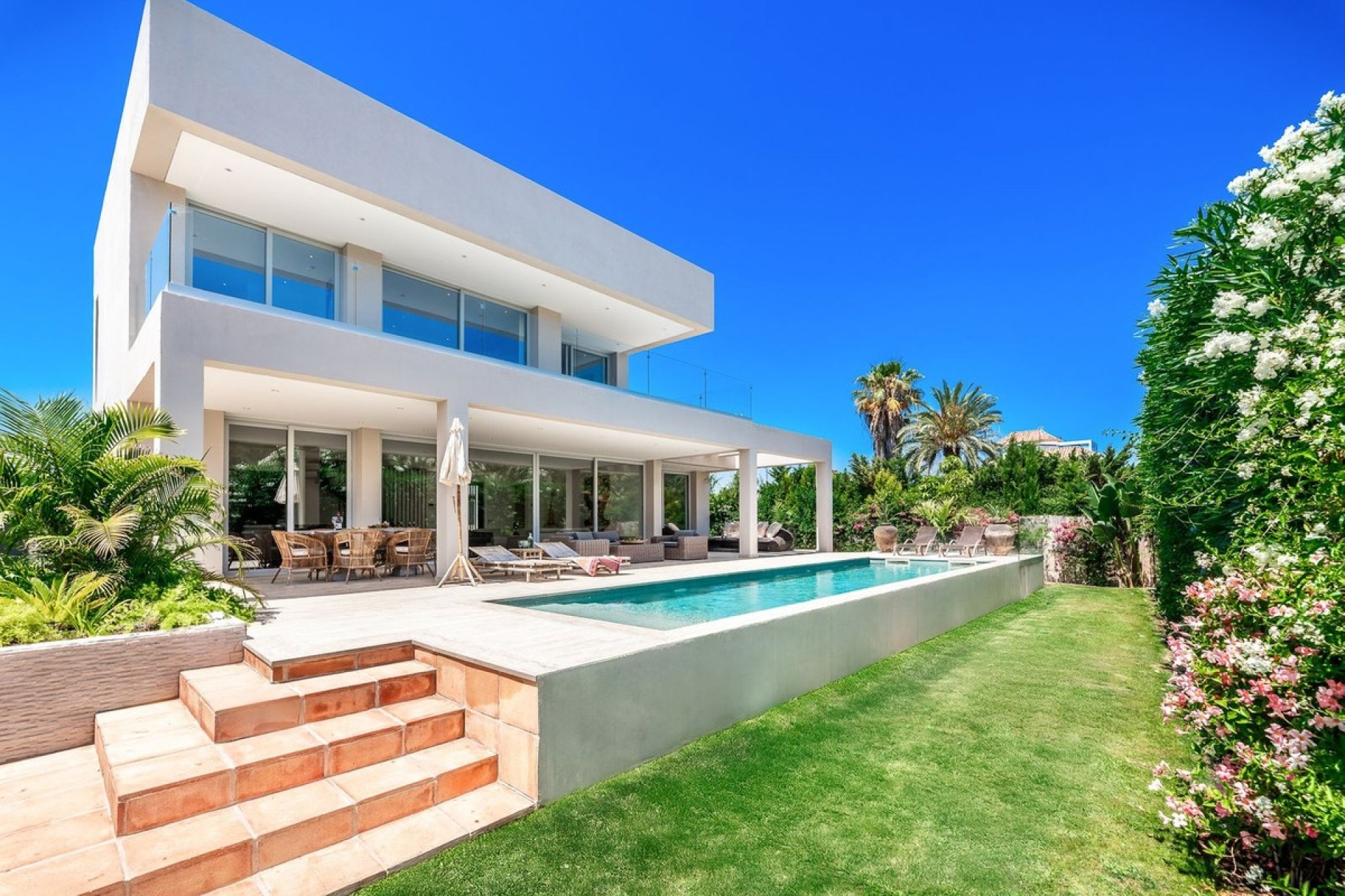 Resale - Villa - Marbella - Marbella Centro