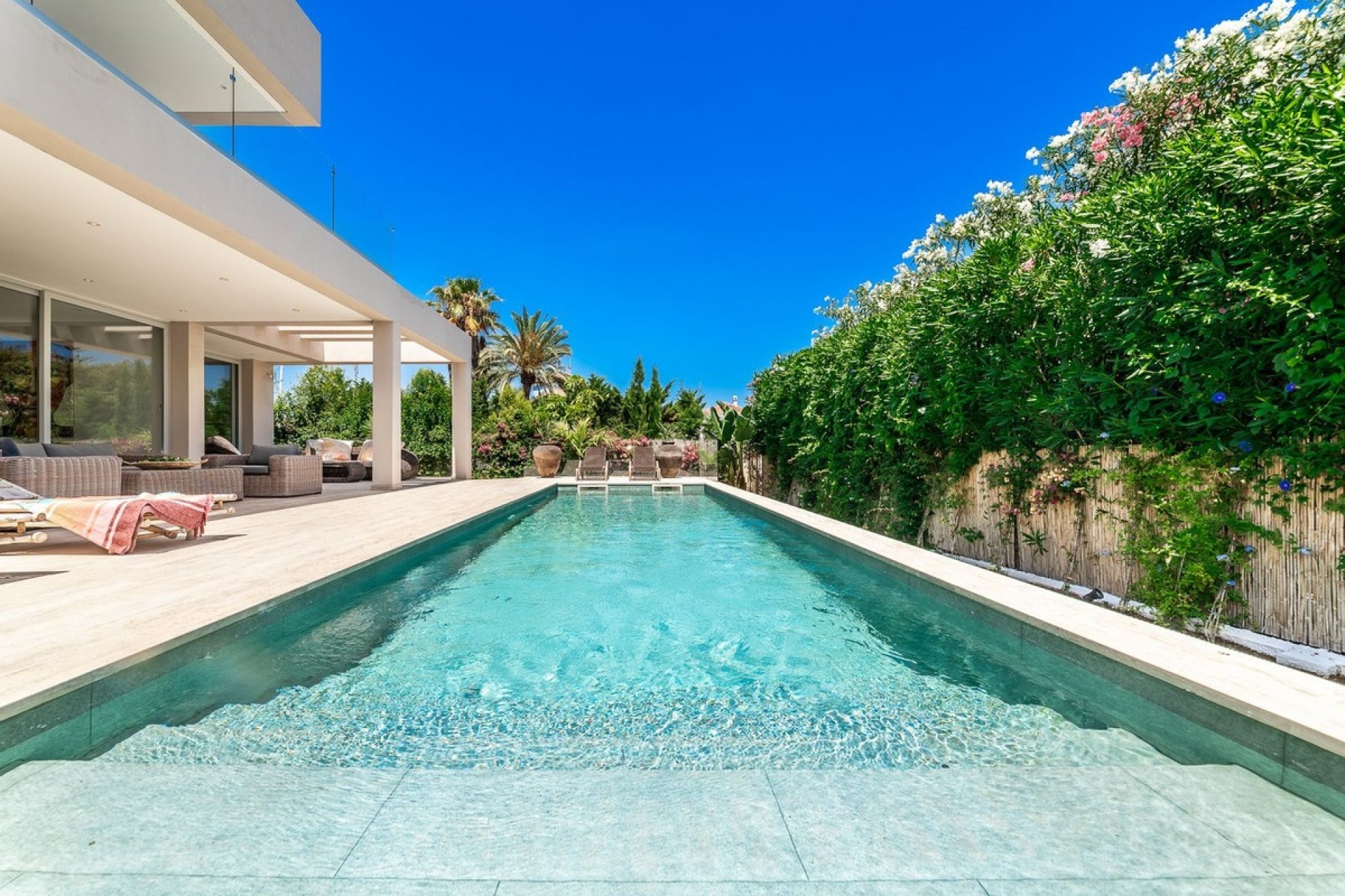 Resale - Villa - Marbella - Marbella Centro