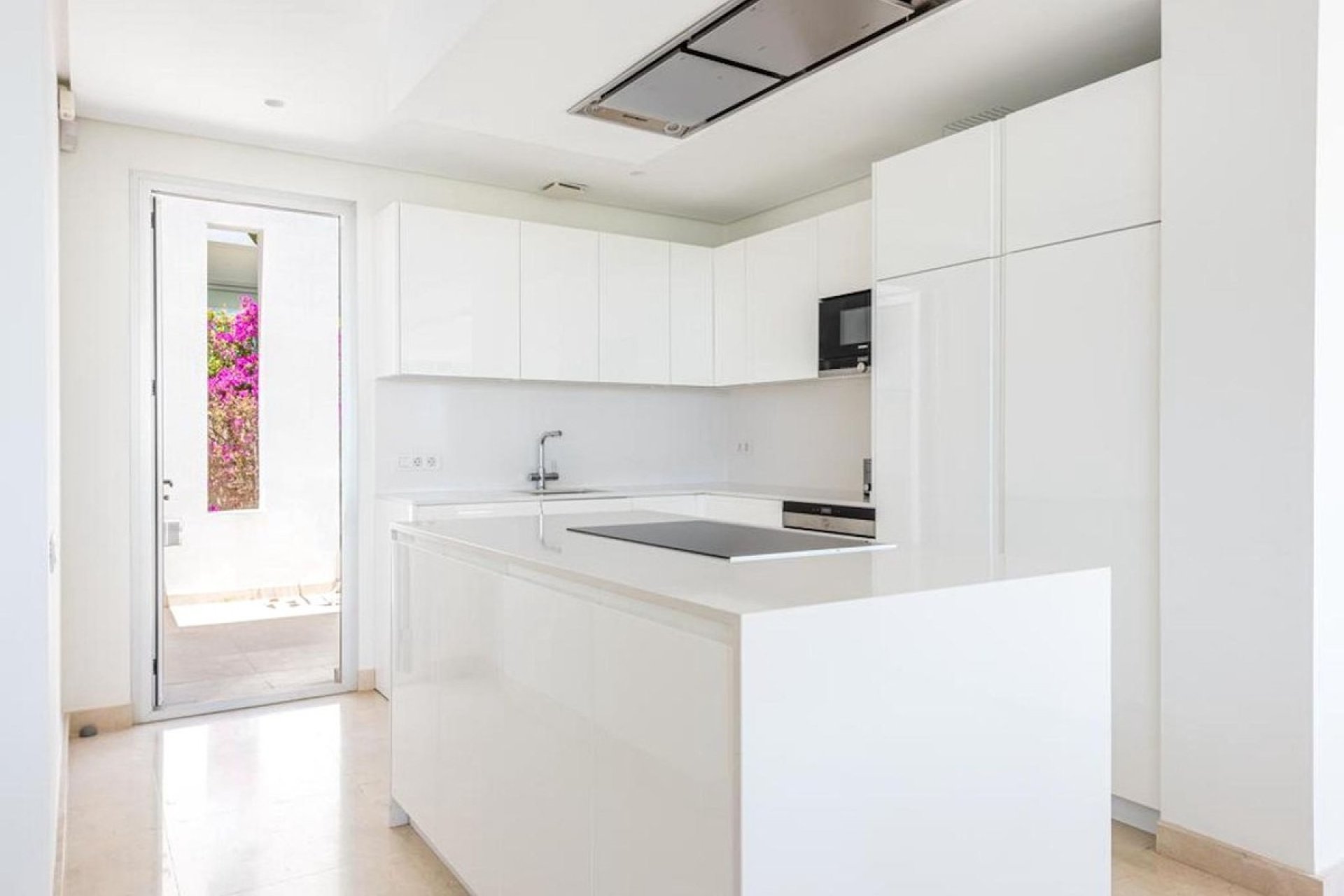 Resale - Villa - Marbella - Marbella Centro