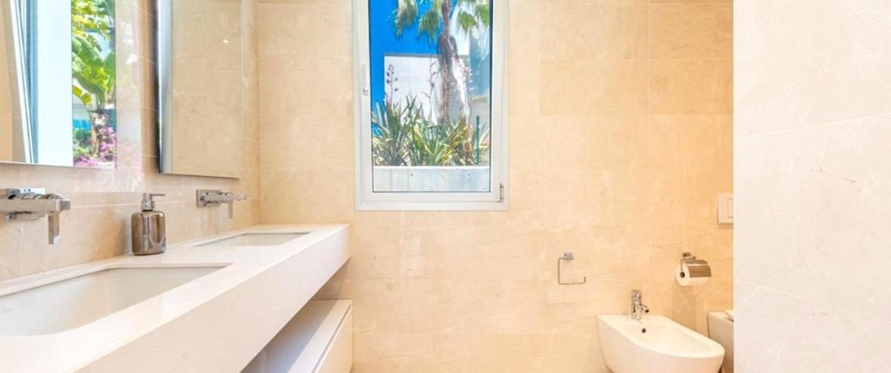 Resale - Villa - Marbella - Marbella Centro