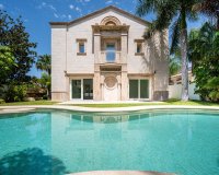 Resale - Villa - Marbella - Marbella Centro