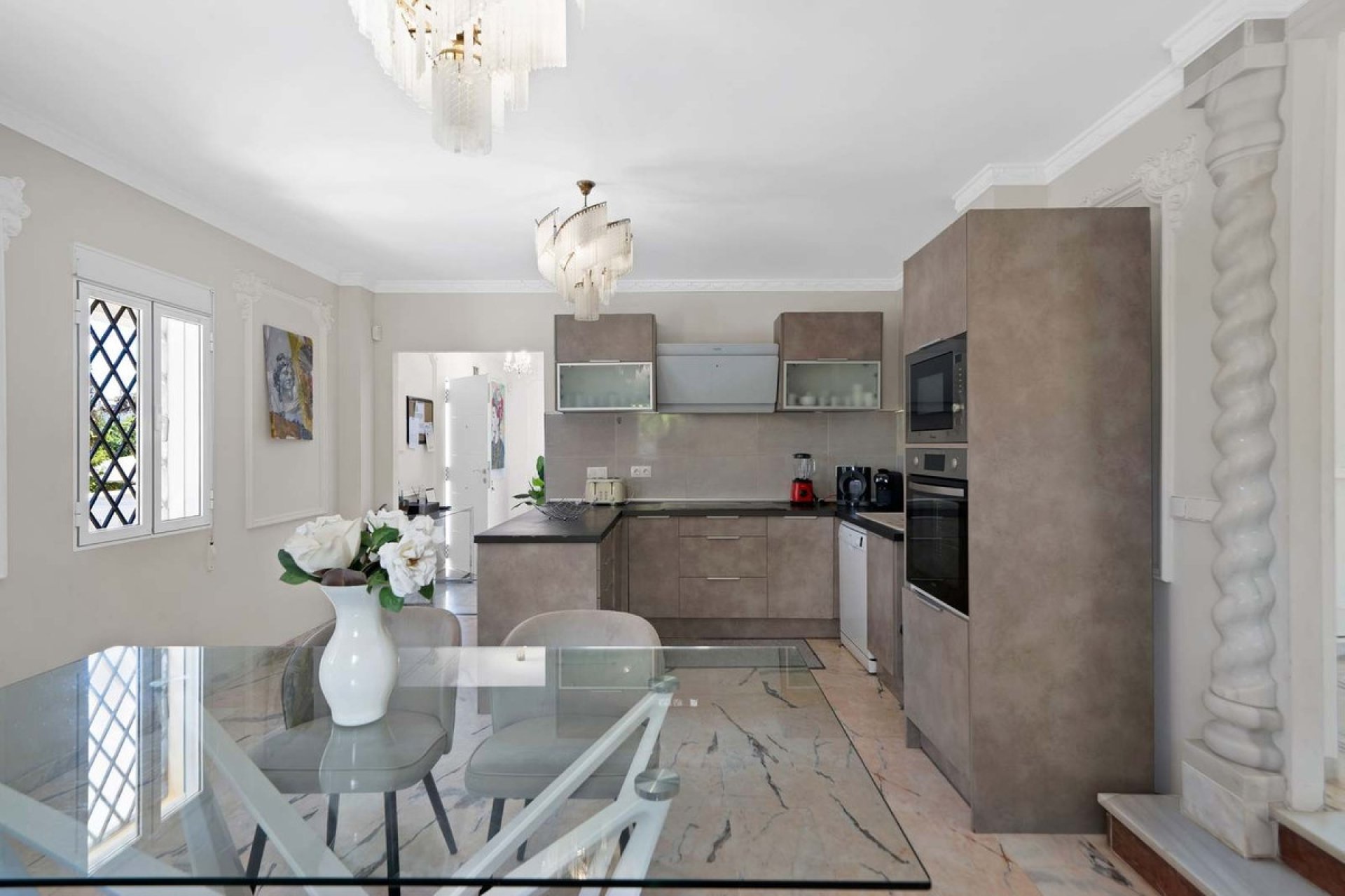 Resale - Villa - Marbella - Marbella Centro