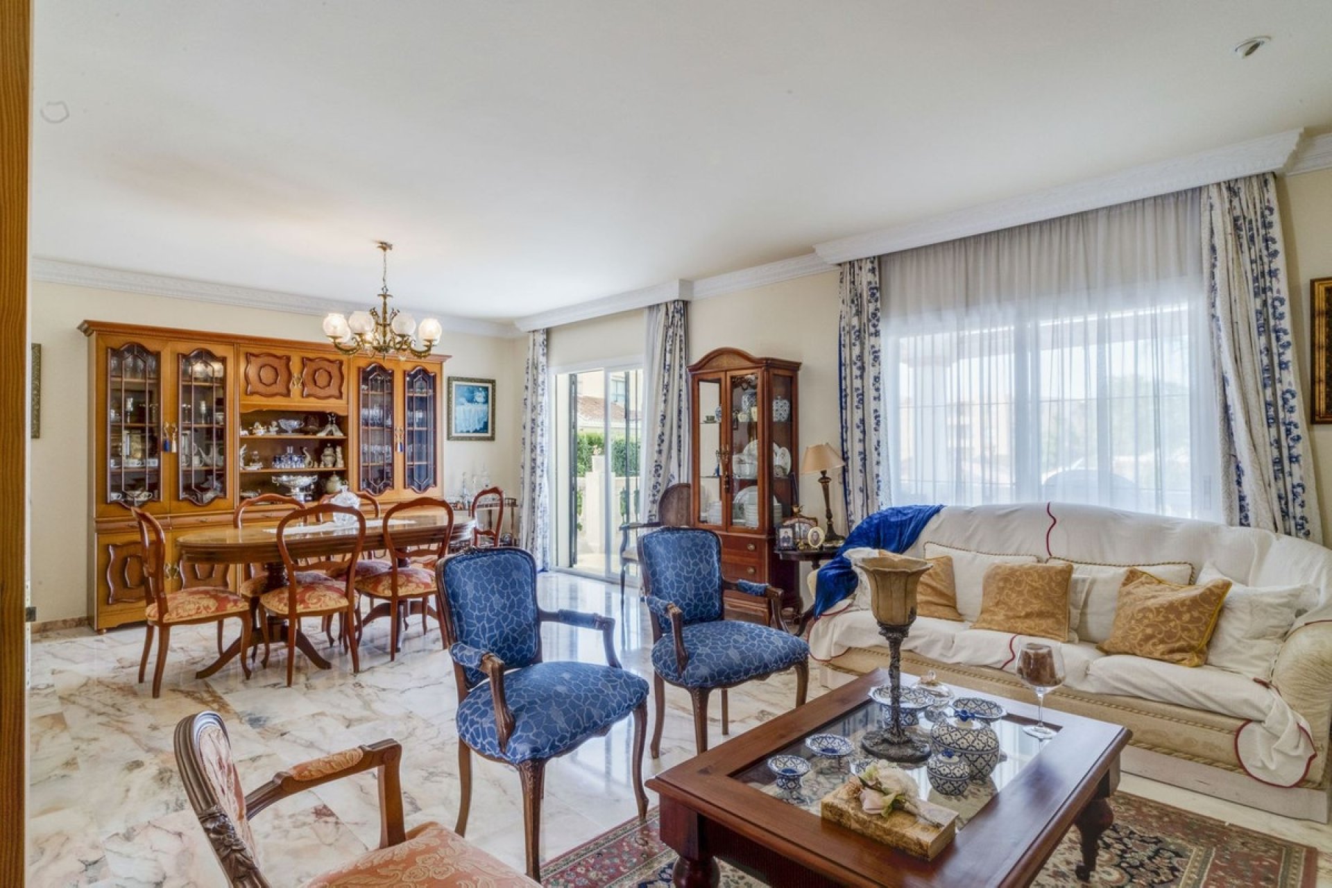 Resale - Villa - Marbella - Marbella Centro