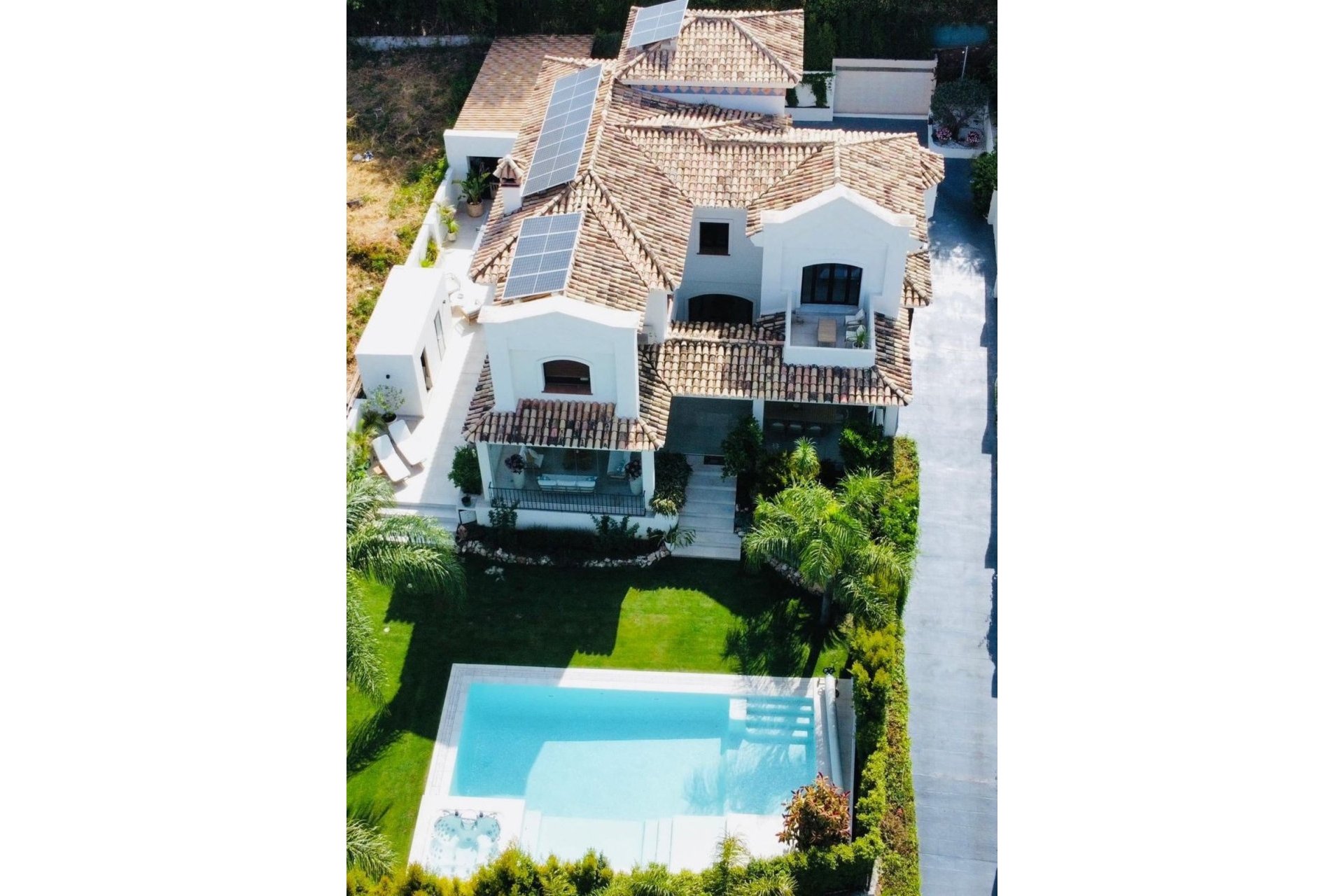 Resale - Villa - Marbella - Marbella Centro