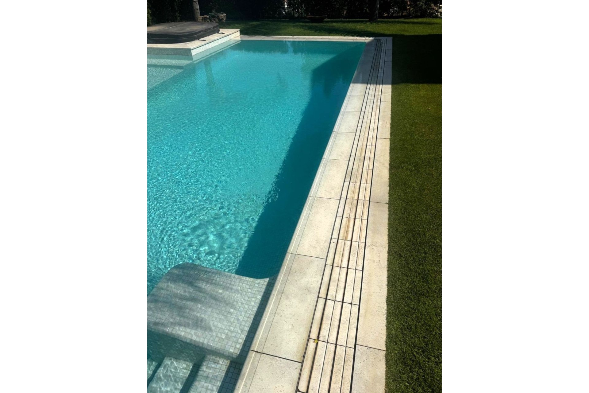 Resale - Villa - Marbella - Marbella Centro