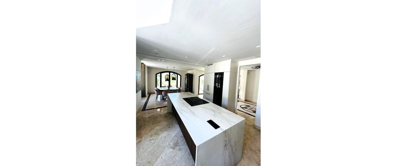 Resale - Villa - Marbella - Marbella Centro