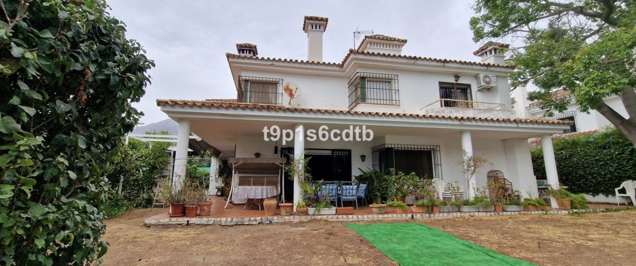 Resale - Villa - Marbella - Marbella Centro
