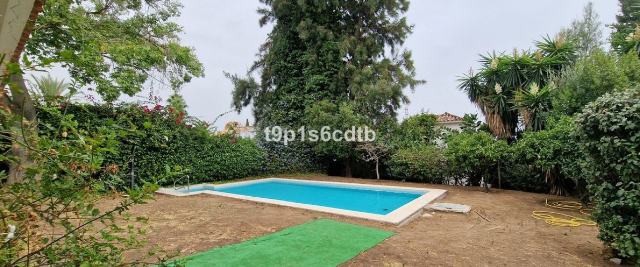 Resale - Villa - Marbella - Marbella Centro