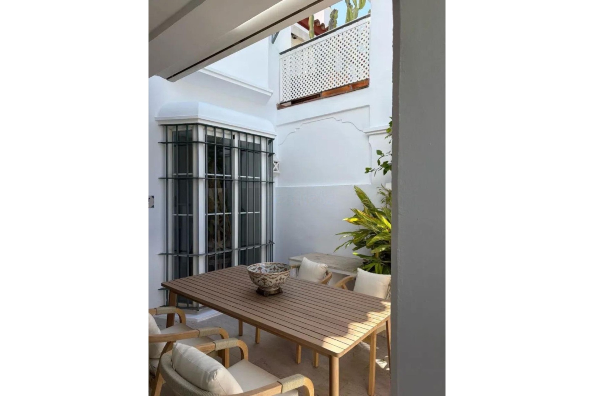 Resale - Villa - Marbella - Marbella Centro