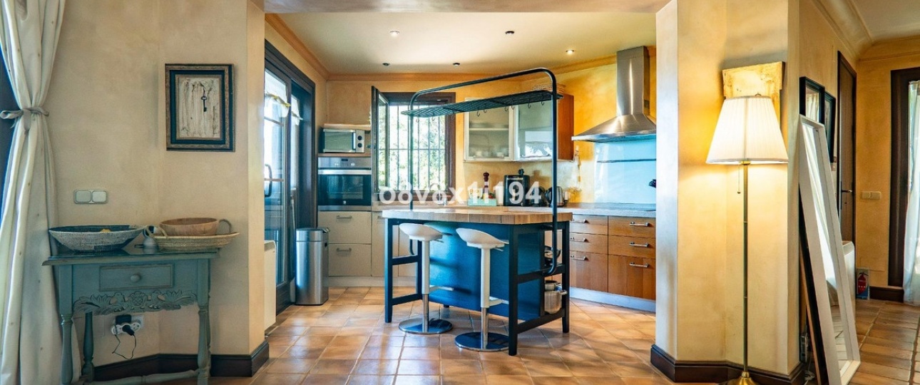 Resale - Villa - Marbella - Marbella Centro