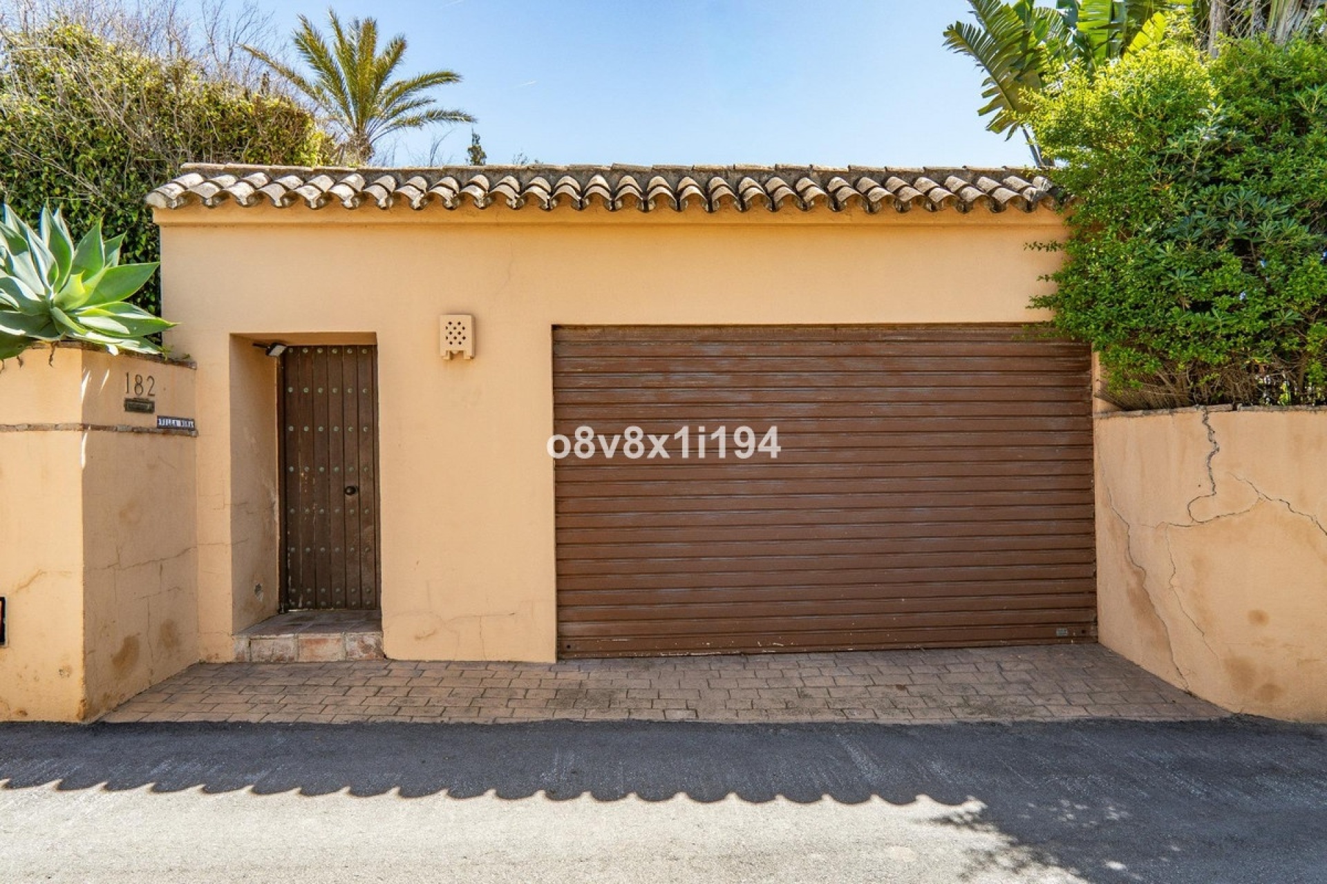 Resale - Villa - Marbella - Marbella Centro