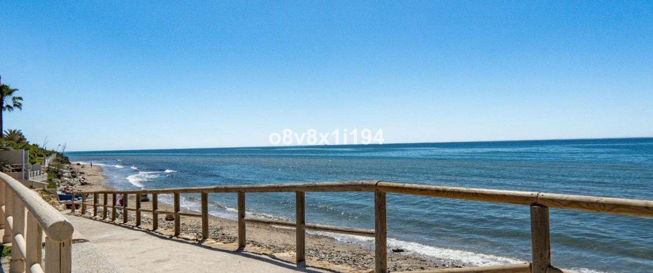 Resale - Villa - Marbella - Marbella Centro